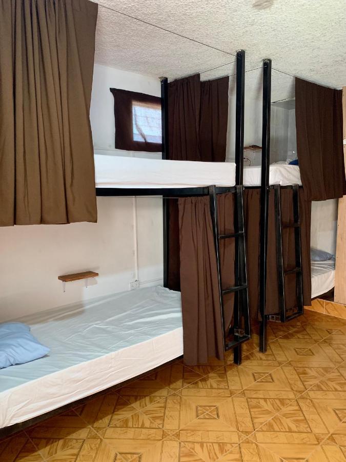 Spanglish Hostel 巴利亚多利德 外观 照片